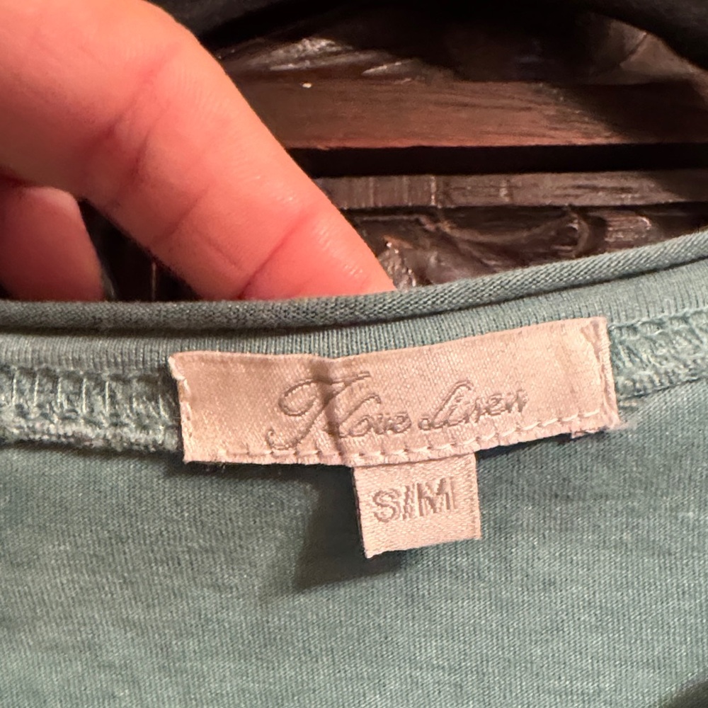 Teal Tee in featuring Ogala Lakota Chief Red Cloud - Picture 2 of 5